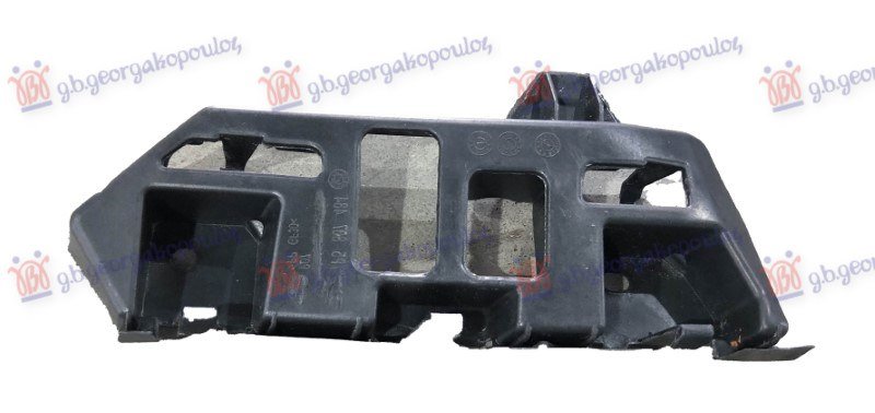 NOSAC ZADNJEG BRANIKA PLASTICNI (PREDNJI DEO)